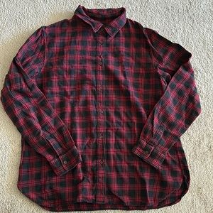Uniqlo Plaid button down shirt